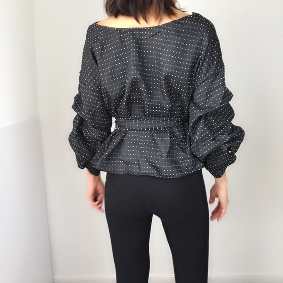 5 STAR RATED FAV- SEXY CHIC WRAP TOP in NOIR - Picture 7 of 8